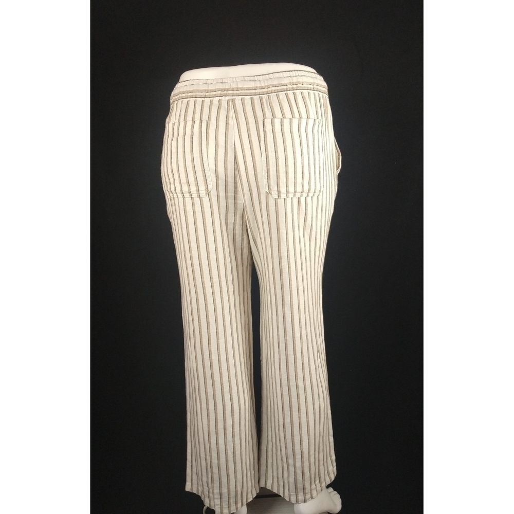 Old Navy Dobby Stripe pants - Picture 2 of 8